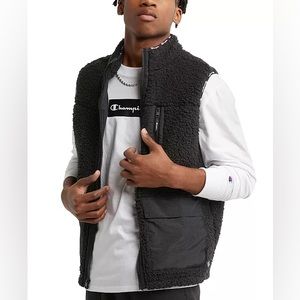 Champion Men's Cozy High Pile Vest Sherpa